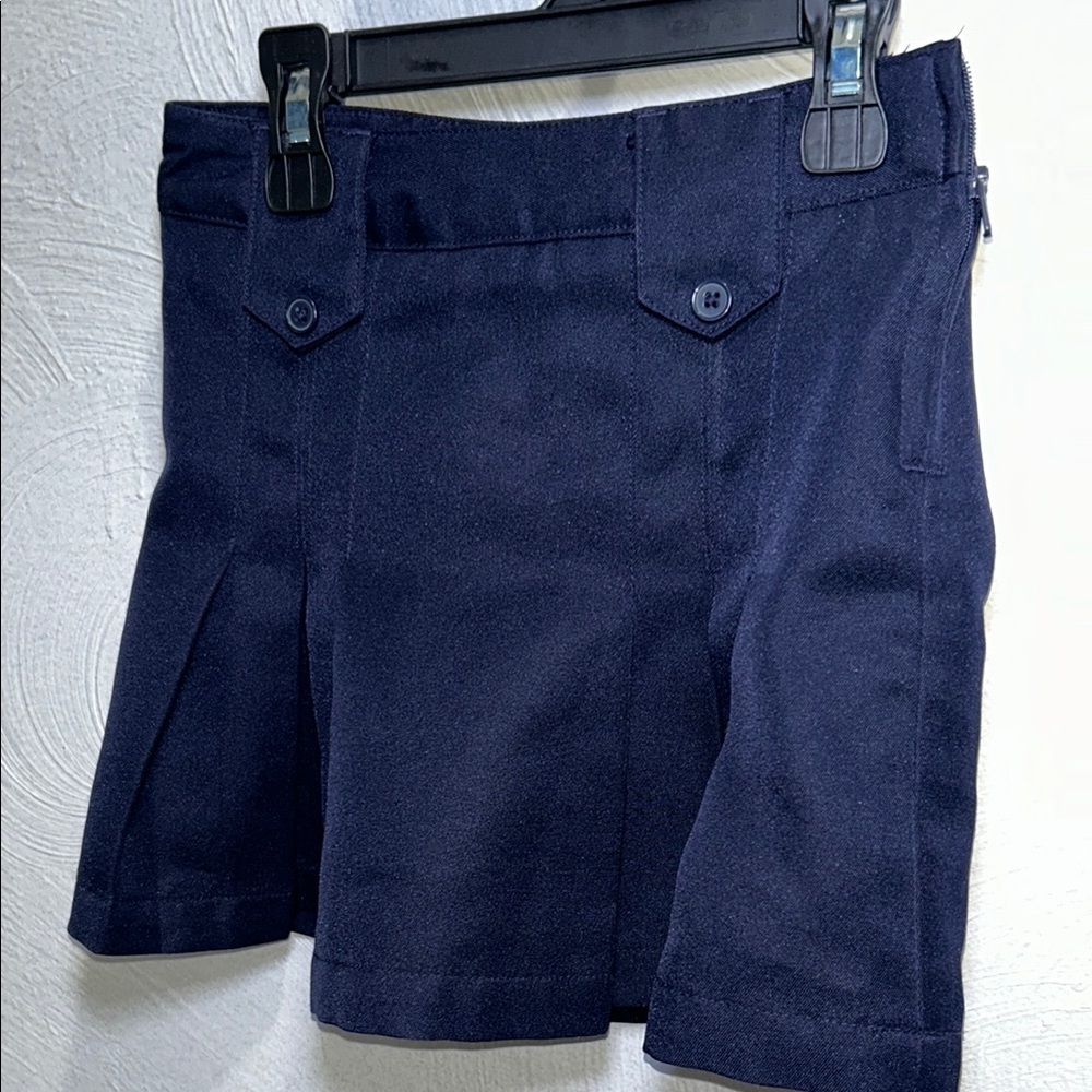 Chic Navy Pleated Skirt